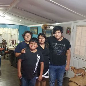 Meet your Posher, Victor